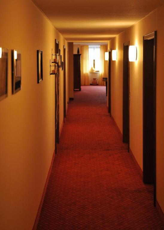祖姆科勒曼酒店 格拉芬瑙 客房 照片